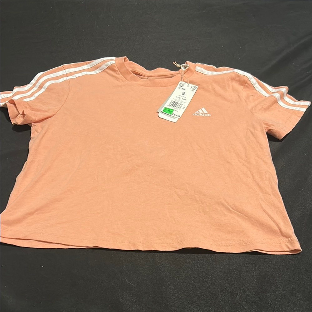 New with tags Adidas Coral T-shirt Small